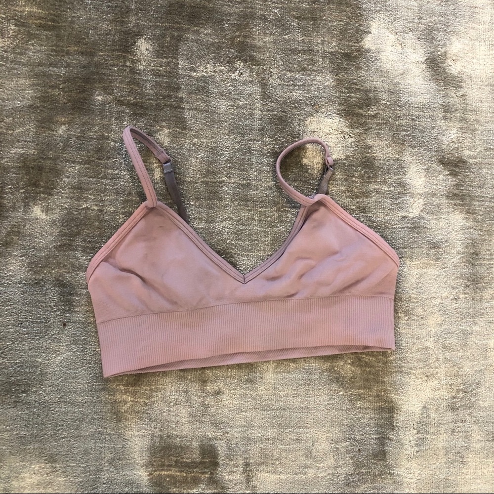 Lululemon Ebb to Street Sports Bra